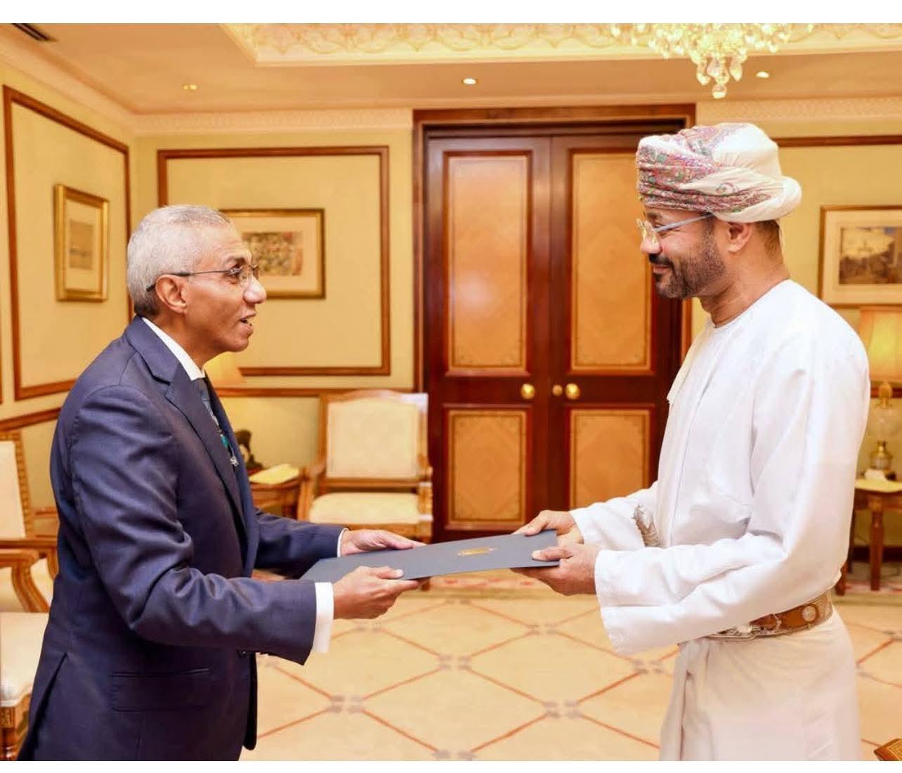 وزير الخارجية يتسلم أوراق إعتماد السفير المصري بمسقط